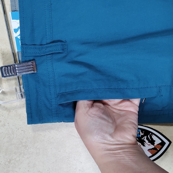 01563 Kuhl Lagoon teal Spire Shorts 12 NEW - Picture 2 of 16